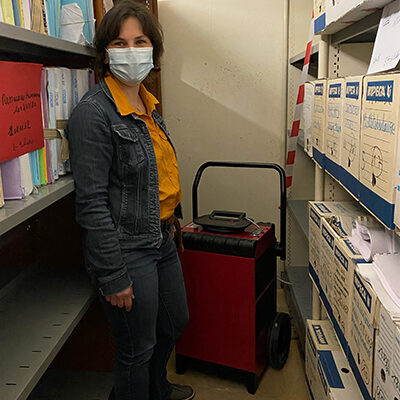 Christelle Duris – Chef de Service des Archives Municipales et métropolitaines d’Orleans 400×600